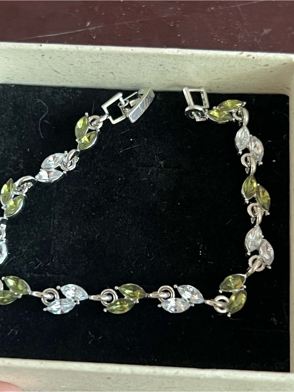 Silver Tone Green Marquise Crystal Tennis Link Bracelet Prong Set Box Clasp 7"